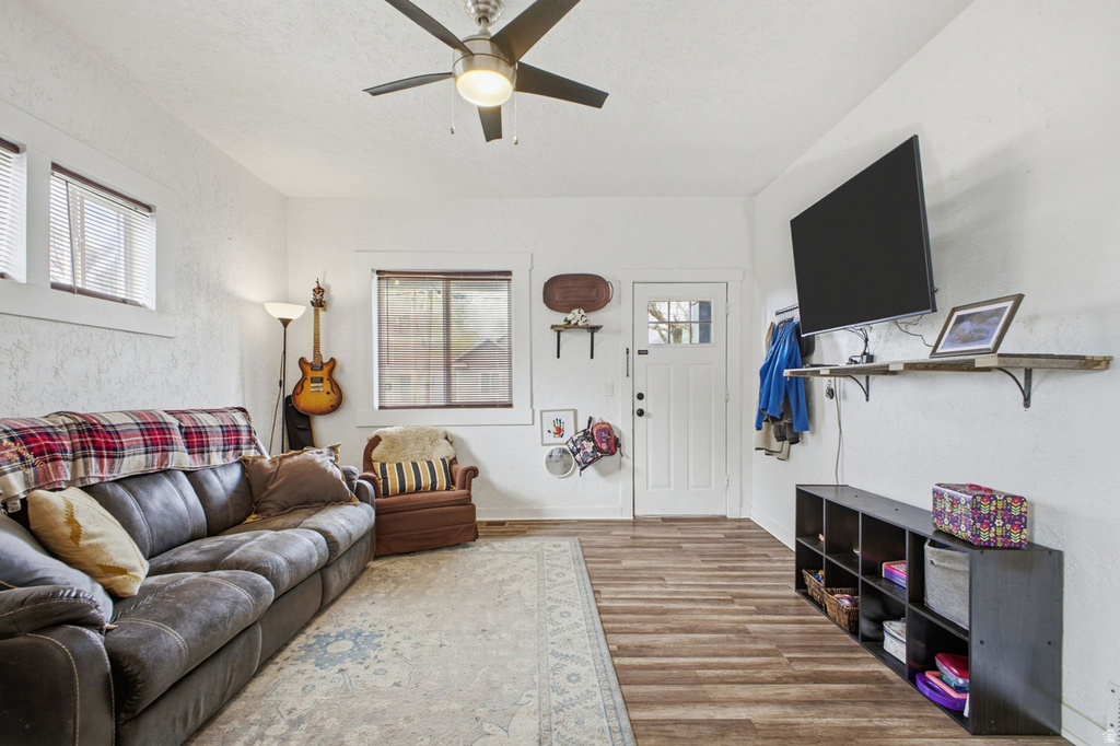 323 32ND ST Ogden, UT 84401