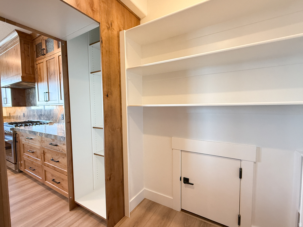 764 E MOUNTAIN RD North Ogden, UT 84414