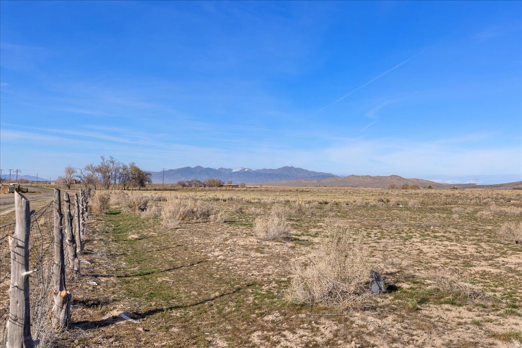 977 S HARKER RD Vernon, UT 84080