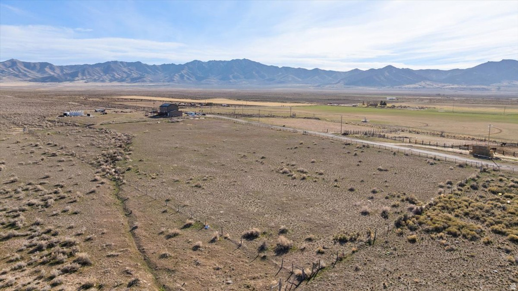 977 S HARKER RD Vernon, UT 84080