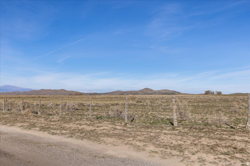 977 S HARKER RD Vernon, UT 84080