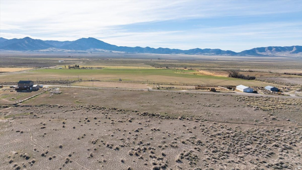 977 S HARKER RD Vernon, UT 84080