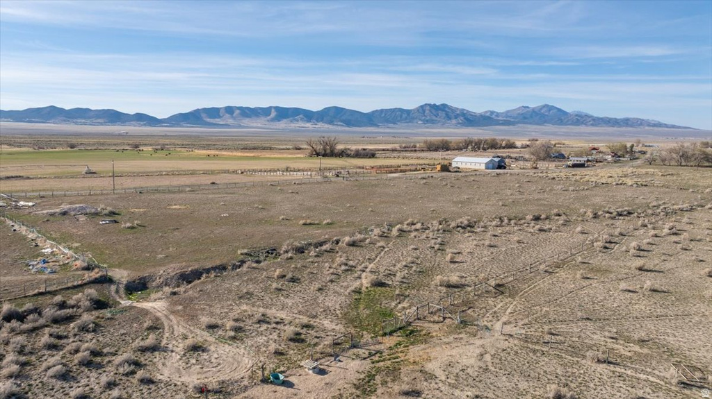 977 S HARKER RD Vernon, UT 84080