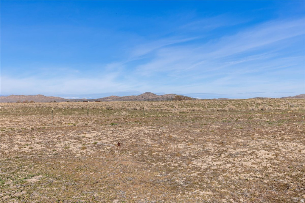 977 S HARKER RD Vernon, UT 84080