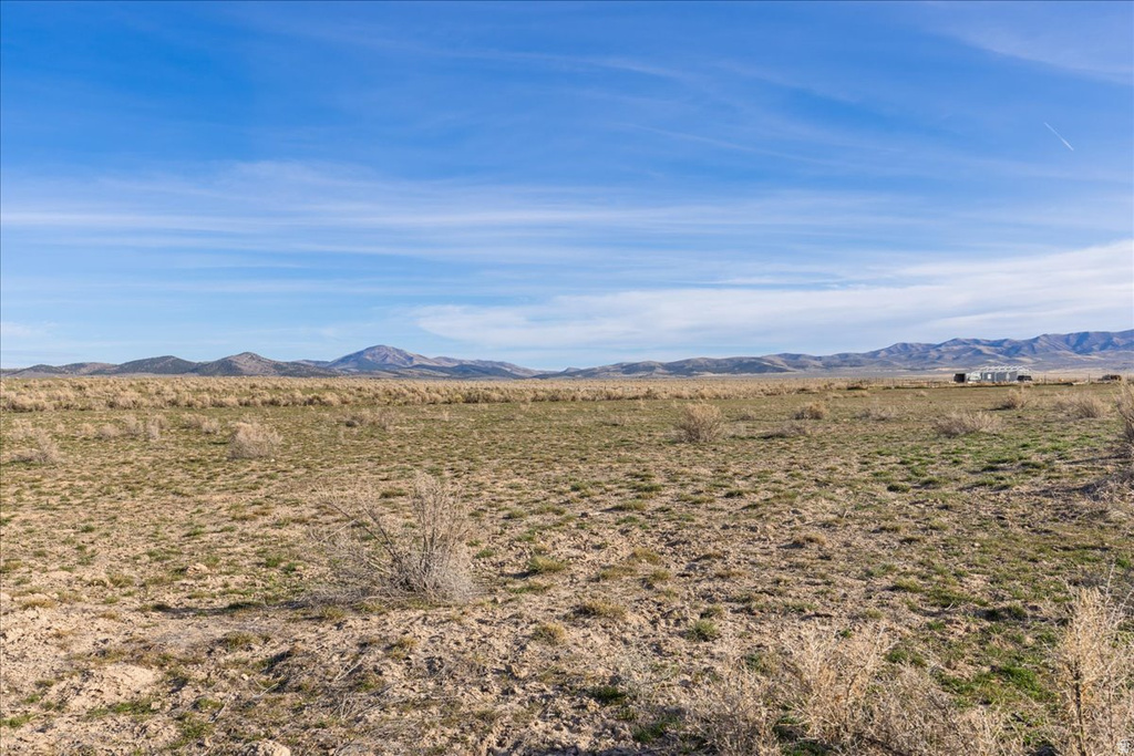 977 S HARKER RD Vernon, UT 84080