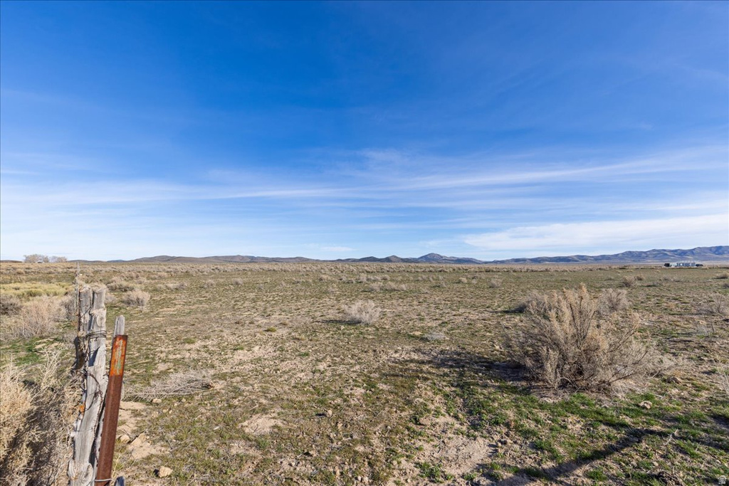 977 S HARKER RD Vernon, UT 84080