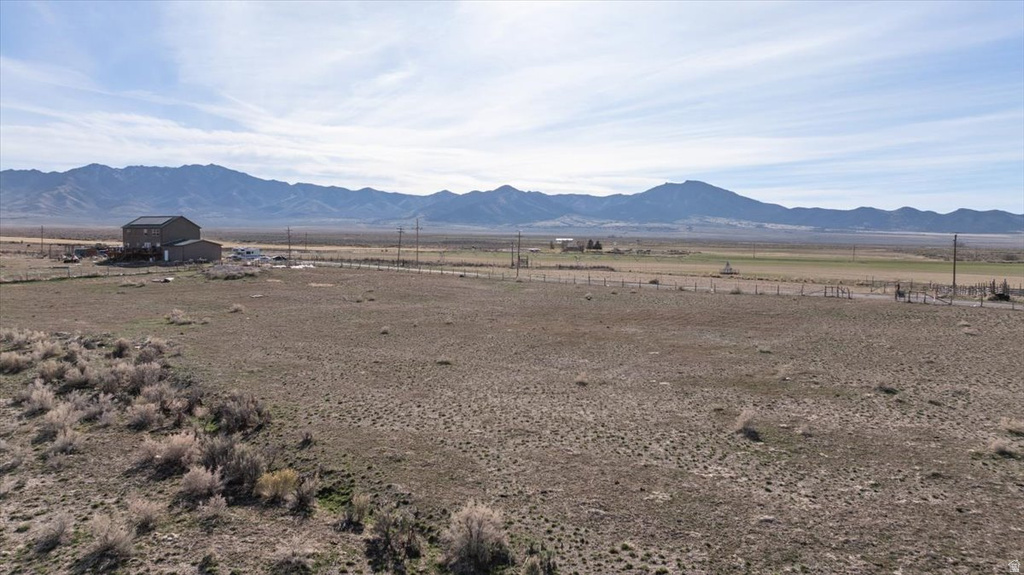 977 S HARKER RD Vernon, UT 84080