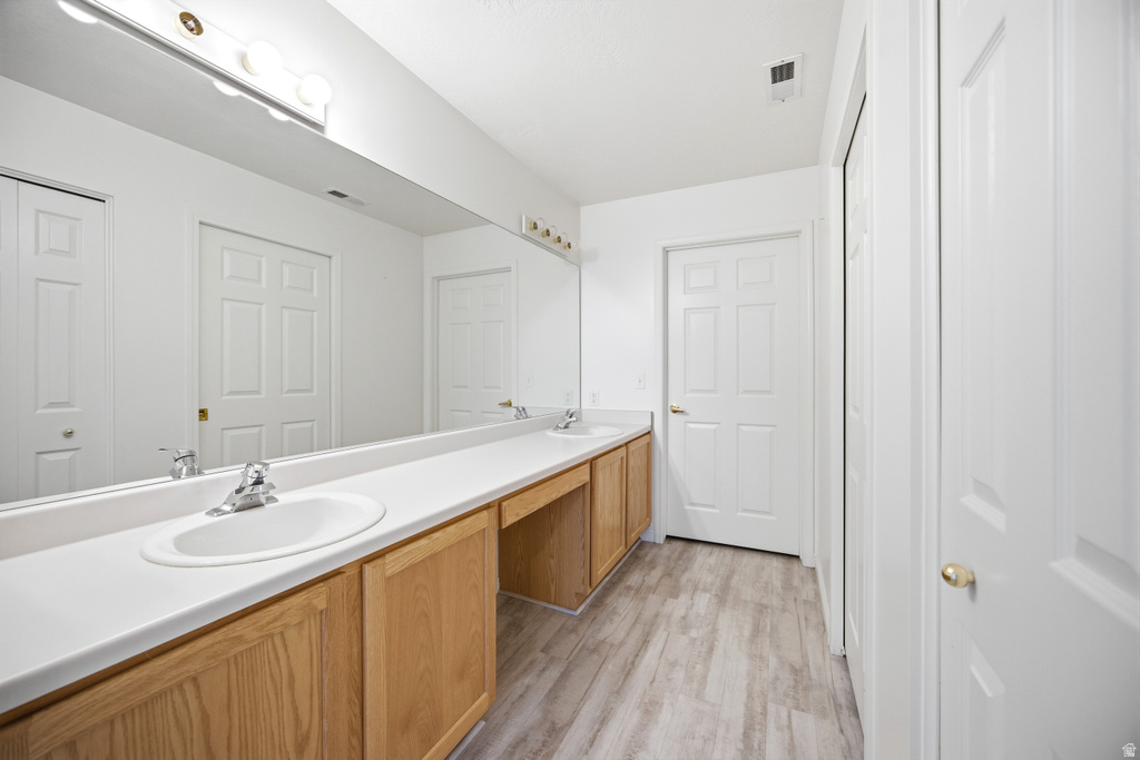 2183 W W JORDAN VILLA DR West Jordan, UT 84088