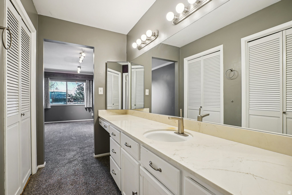 5832 S WATERBURY WAY #J Murray, UT 84121