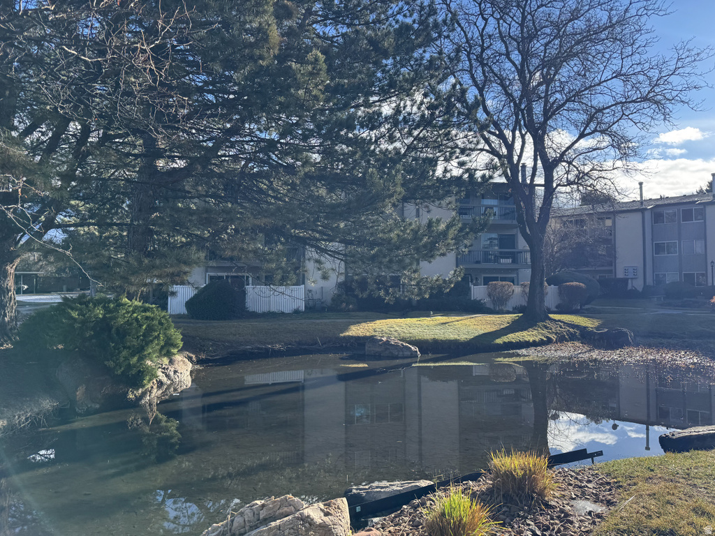 5832 S WATERBURY WAY #J Murray, UT 84121