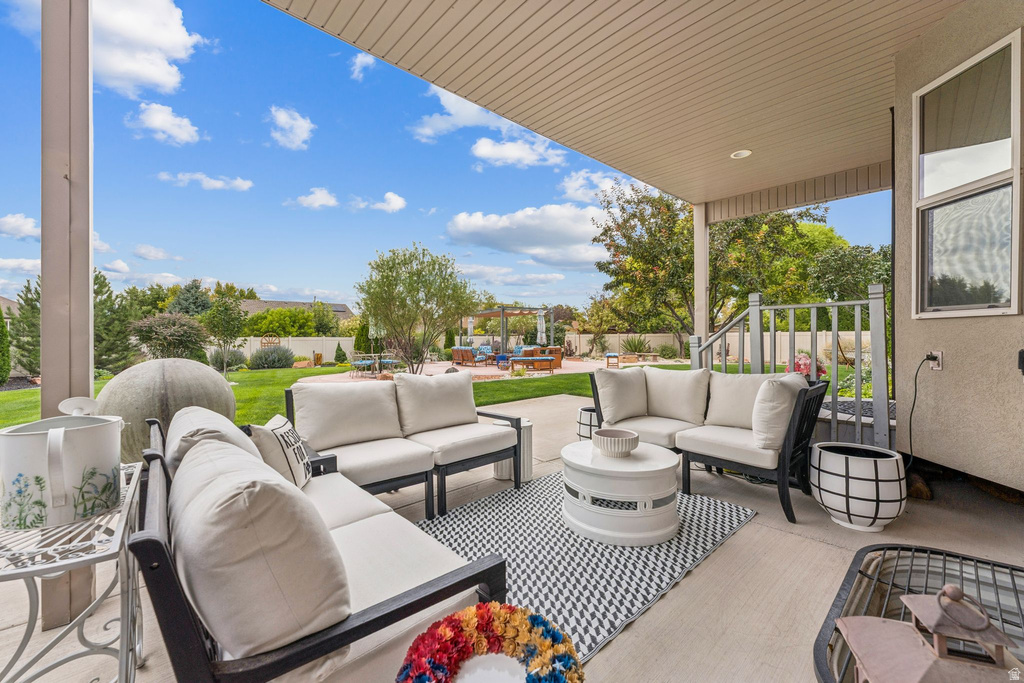 5531 N PONDEROSA LN Stansbury Park, UT 84074