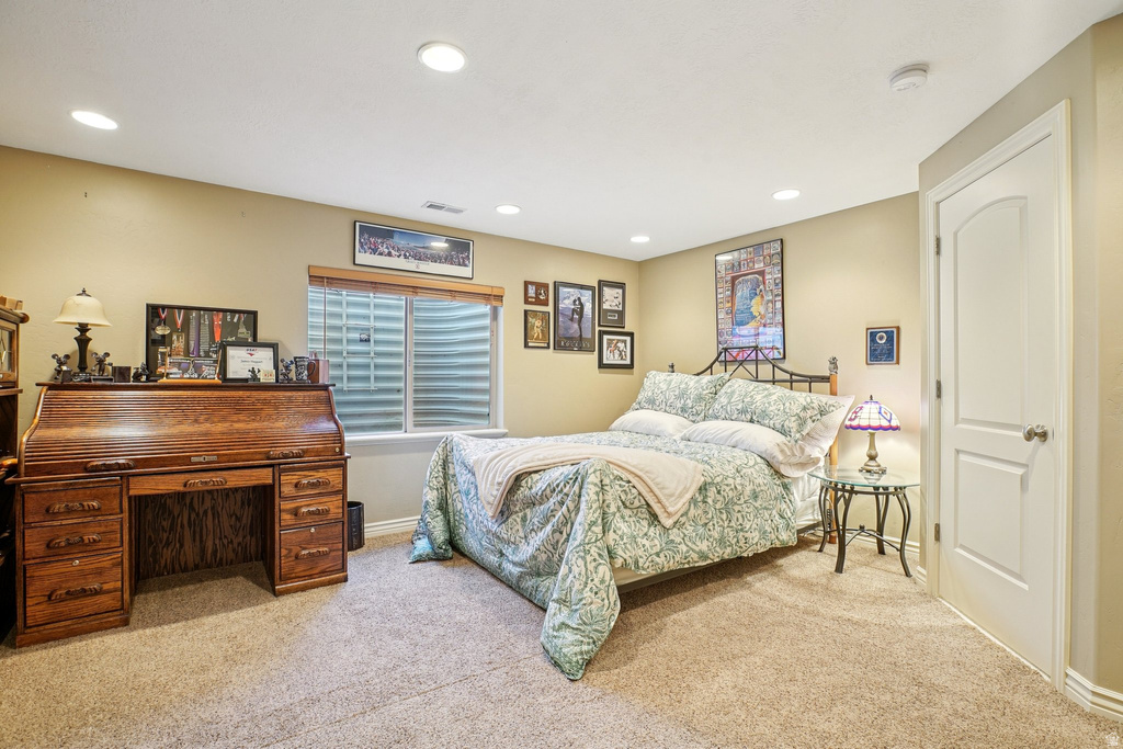 5531 N PONDEROSA LN Stansbury Park, UT 84074