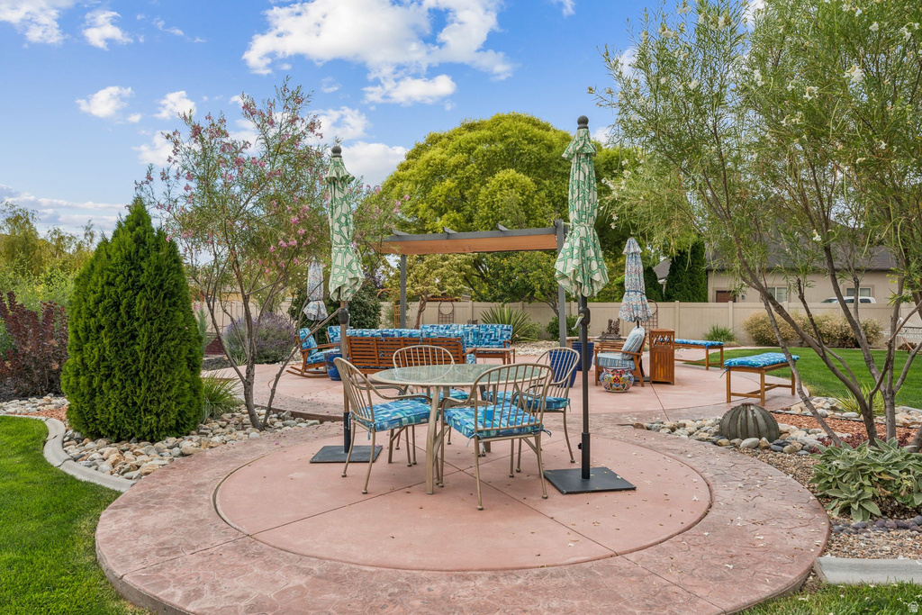 5531 N PONDEROSA LN Stansbury Park, UT 84074