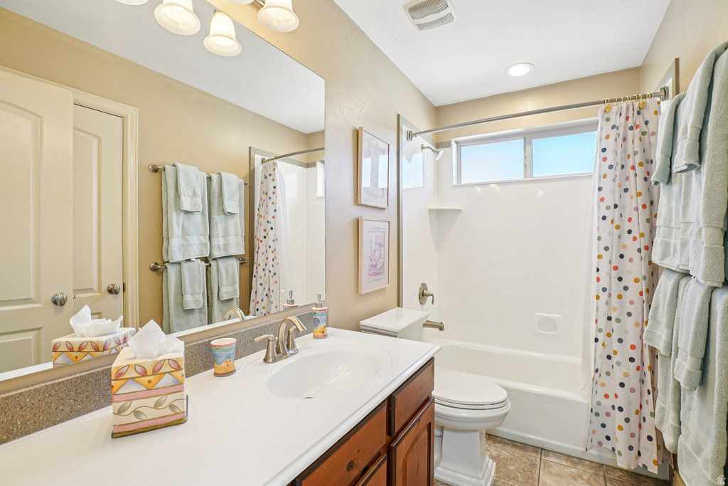 5531 N PONDEROSA LN Stansbury Park, UT 84074