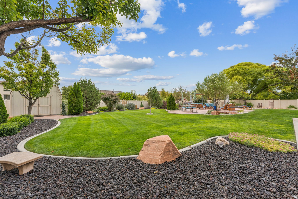 5531 N PONDEROSA LN Stansbury Park, UT 84074