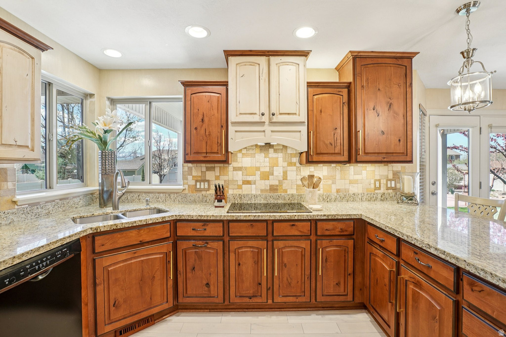 5531 N PONDEROSA LN Stansbury Park, UT 84074