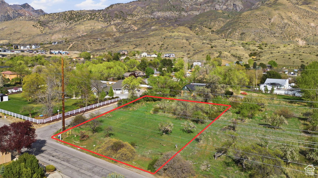 3963 W 9850 N Cedar Hills, UT 84062