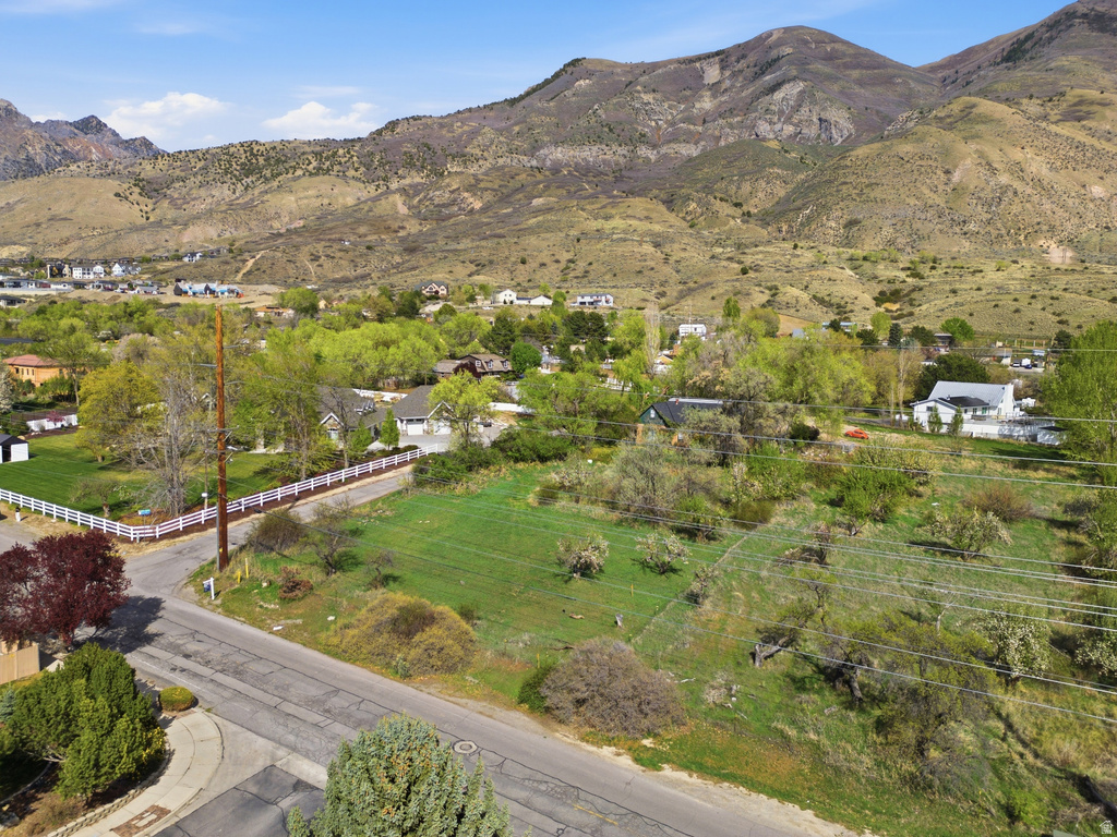 3963 W 9850 N Cedar Hills, UT 84062