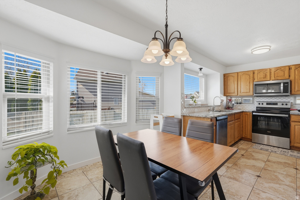 1020 E 1500 N Layton, UT 84040