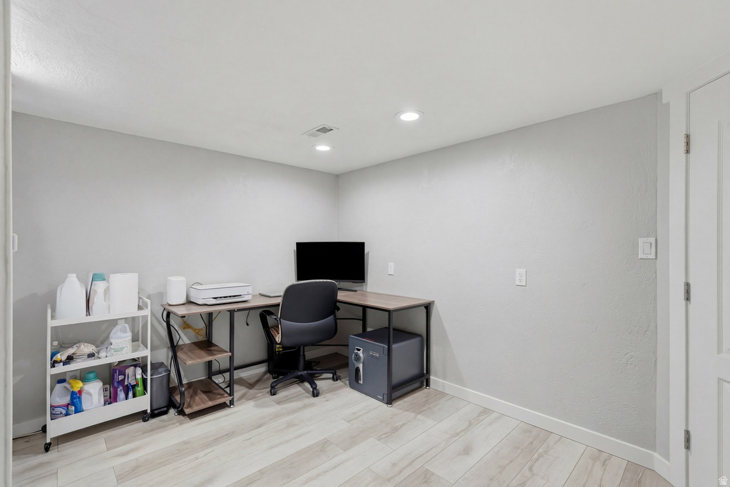 1020 E 1500 N Layton, UT 84040