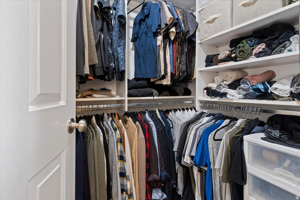 5549 S APPLE VALE DR Murray, UT 84123