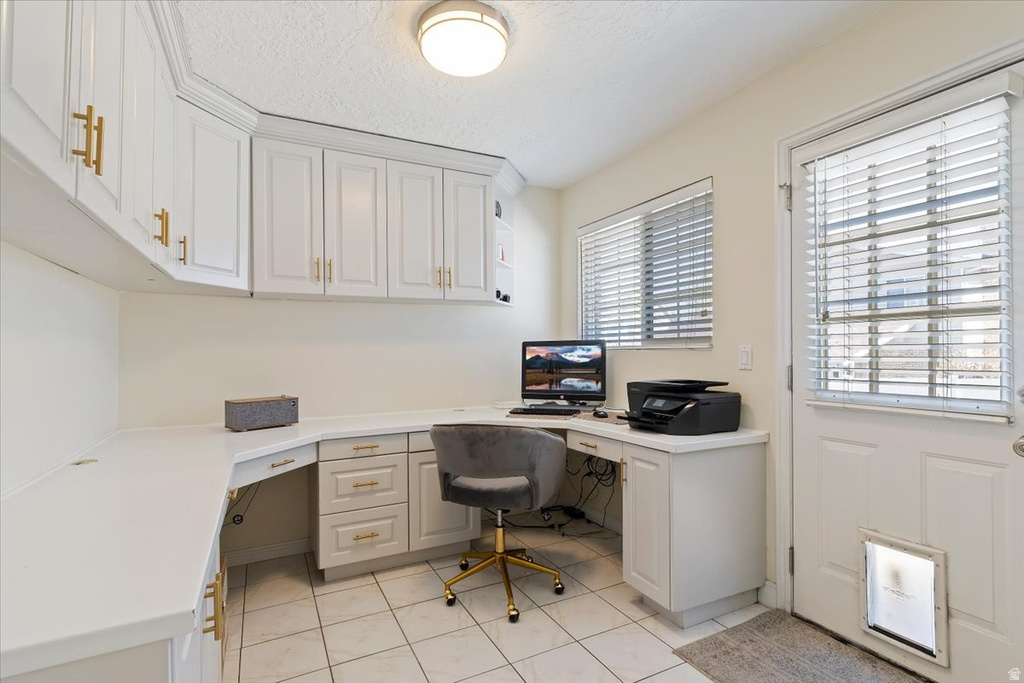 5549 S APPLE VALE DR Murray, UT 84123