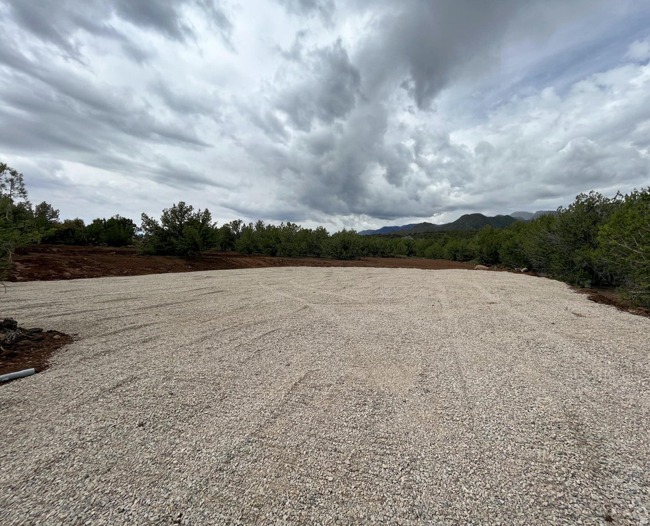 3842 S C ANYON CV New Harmony, UT 84757