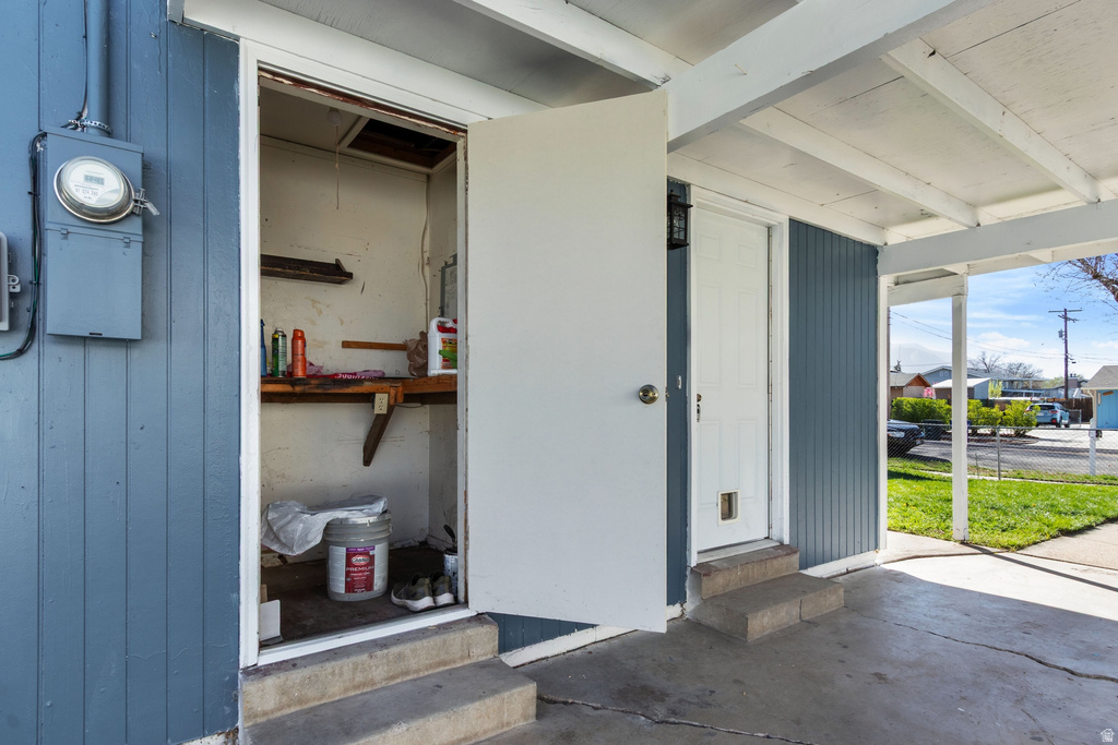 726 E CANFIELD DR Ogden, UT 84404