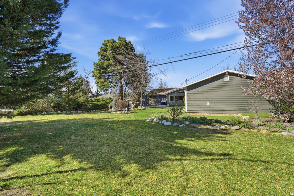 2400 E 6660 S Cottonwood Heights, UT 84121