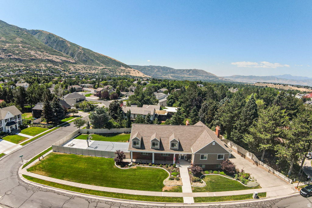 2148 E PINECREST LN Sandy, UT 84092
