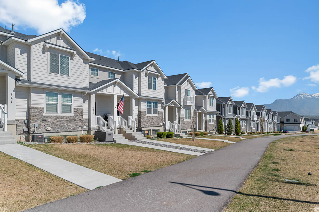 4025 W 740 N #15 Lehi, UT 84043