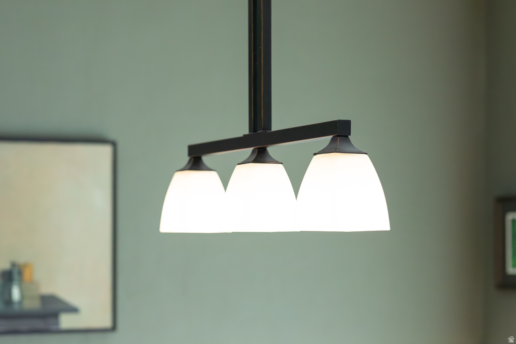 384 E ST Salt Lake City, UT 84103