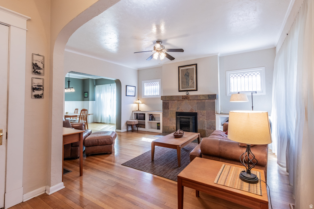 384 E ST Salt Lake City, UT 84103