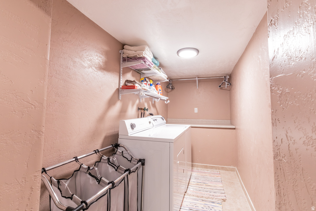 384 E ST Salt Lake City, UT 84103