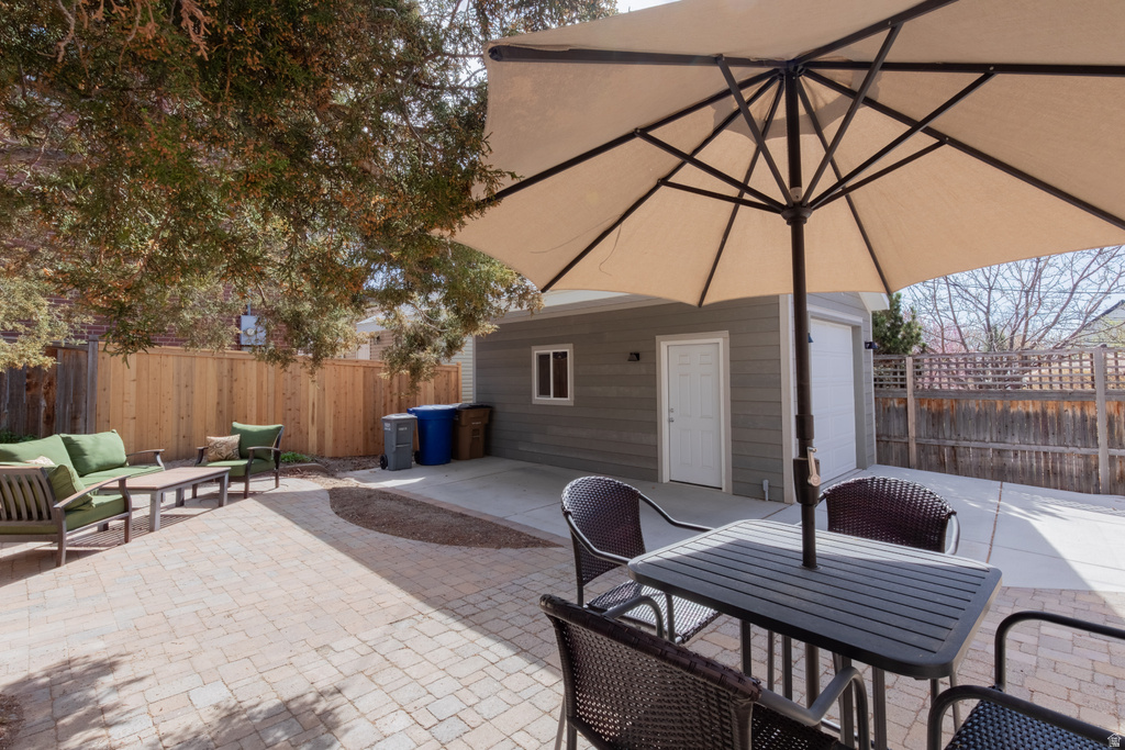 384 E ST Salt Lake City, UT 84103