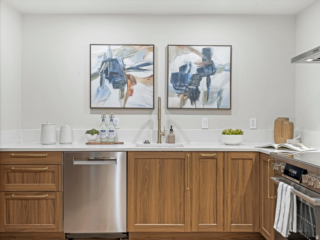 123 E 2ND AVE #P2 Salt Lake City, UT 84103