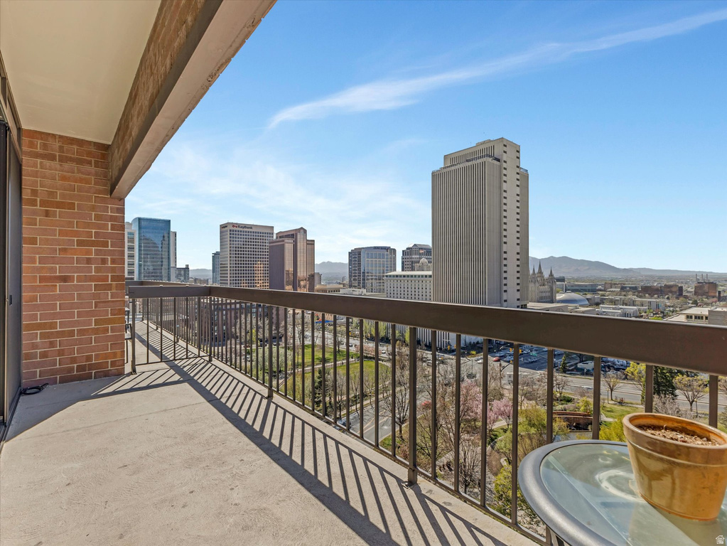 123 E 2ND AVE #P2 Salt Lake City, UT 84103