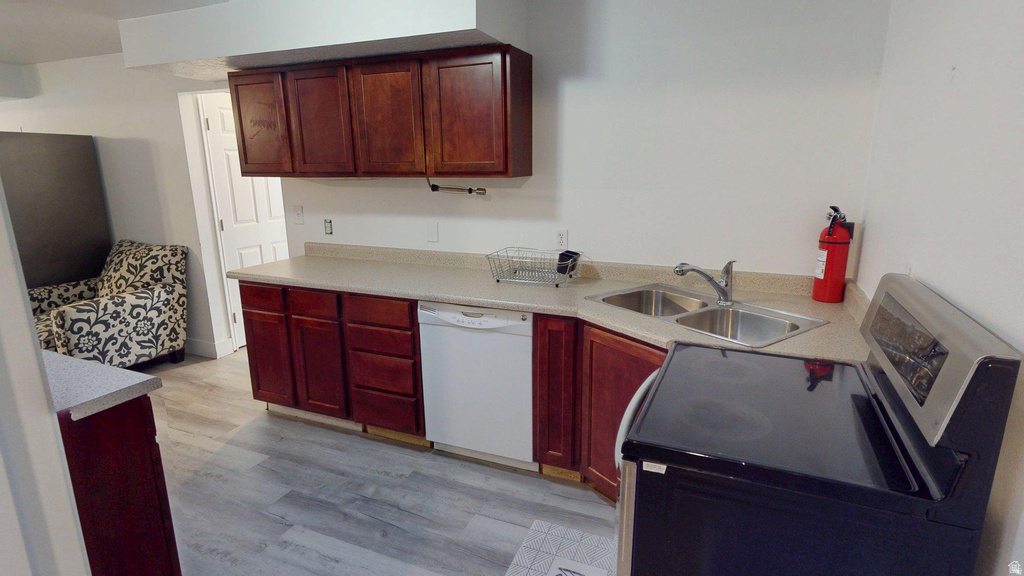 4353 W MAPLE MEADOWS DR West Valley City, UT 84120