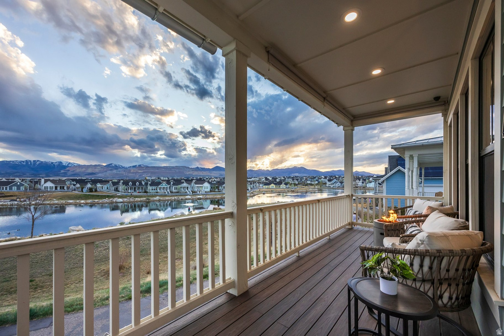 10962 S PADDLE BOARD WAY South Jordan, UT 84009