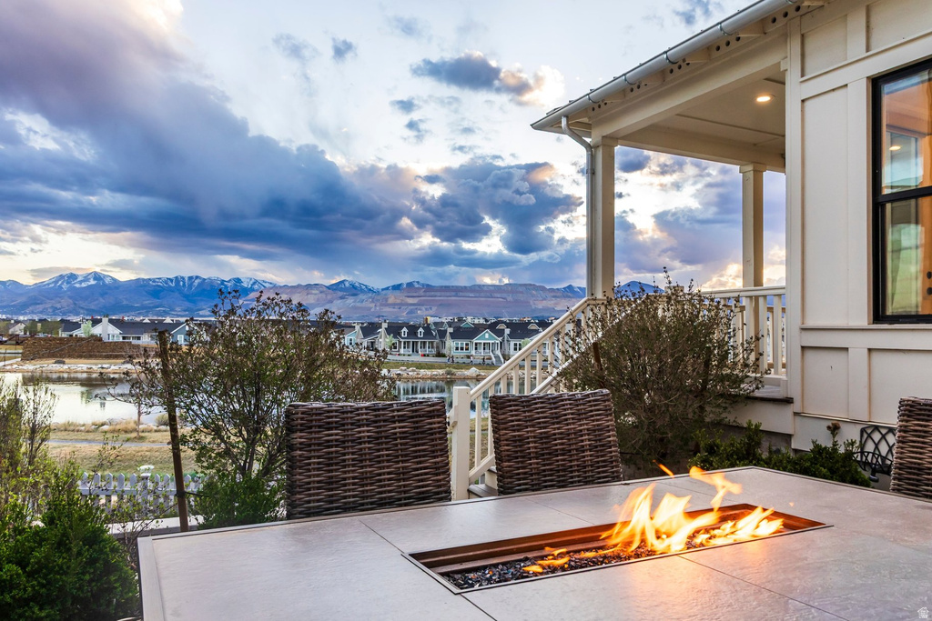 10962 S PADDLE BOARD WAY South Jordan, UT 84009