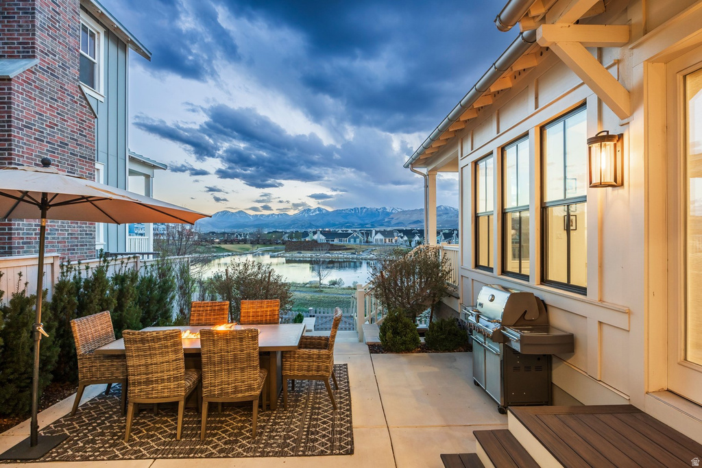 10962 S PADDLE BOARD WAY South Jordan, UT 84009