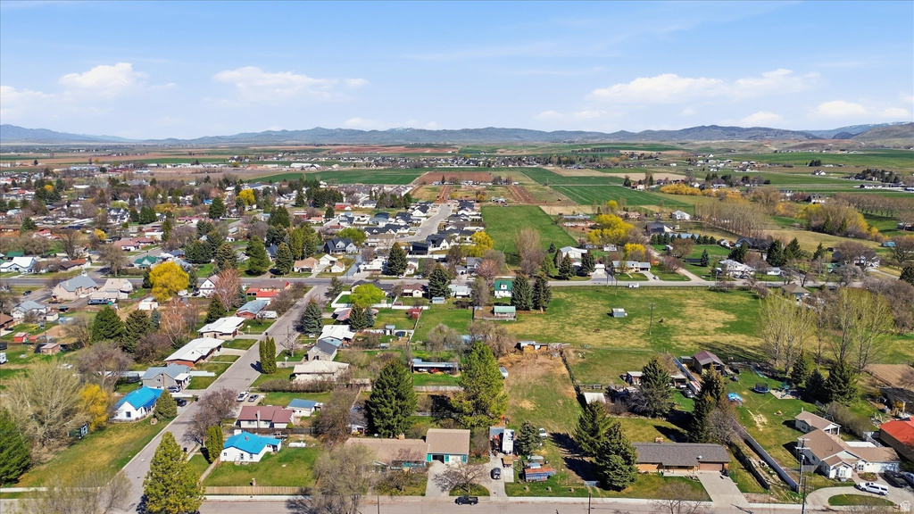 415 E 1ST Preston, ID 83263