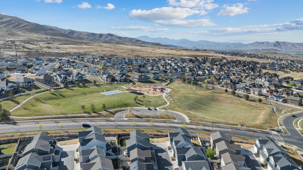 299 W WILLOW CREEK DR Saratoga Springs, UT 84045