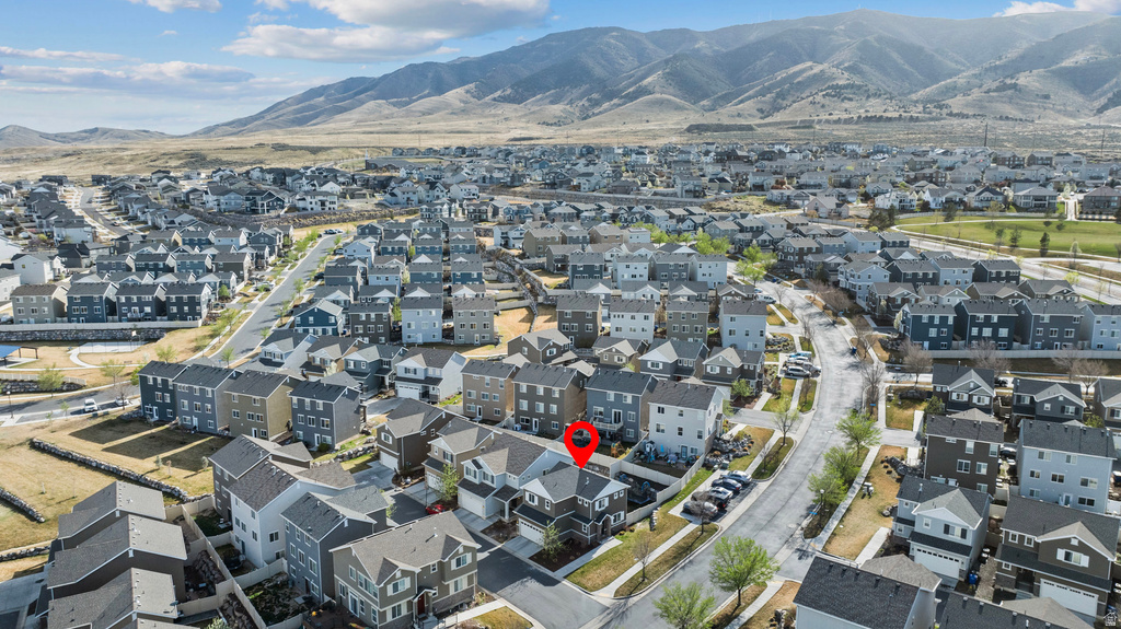 299 W WILLOW CREEK DR Saratoga Springs, UT 84045