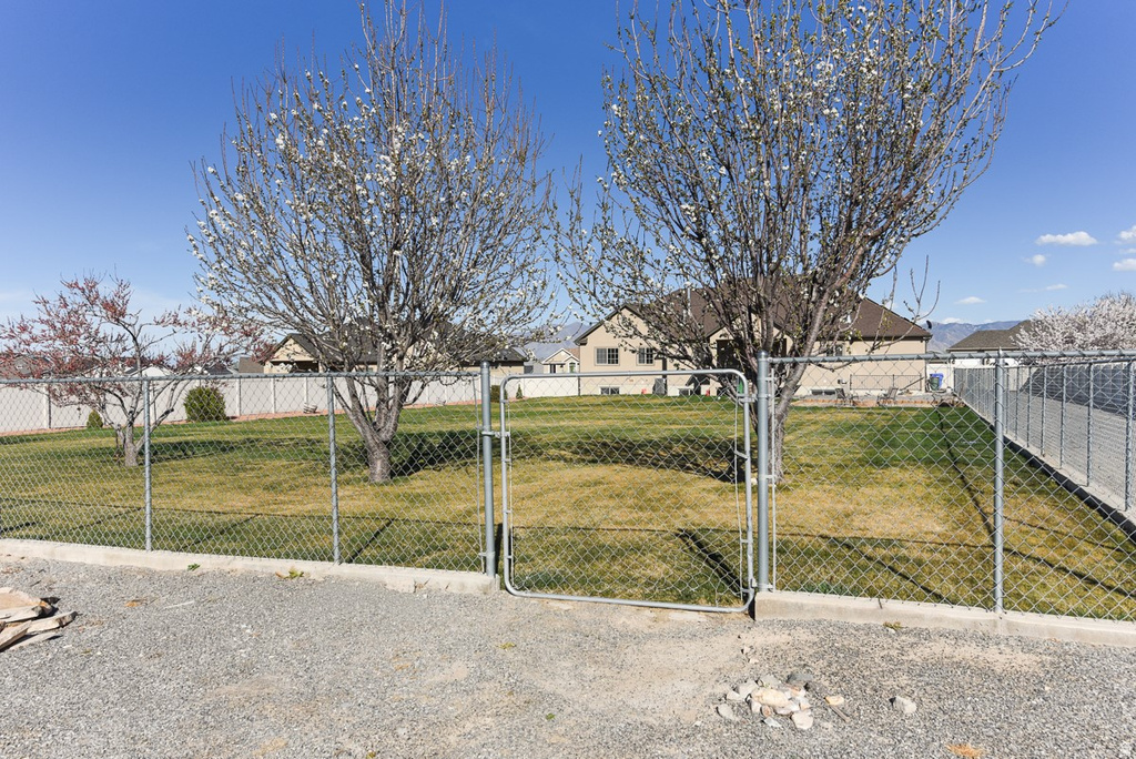508 S HONEY TREE LN Grantsville, UT 84029