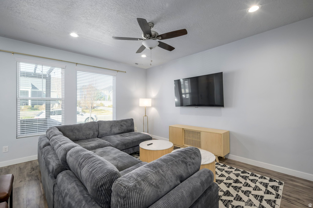 11463 S STREAM PARK DR South Jordan, UT 84009