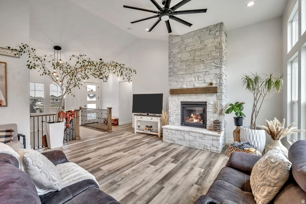 1676 E COREYS CT Lake Point, UT 84074