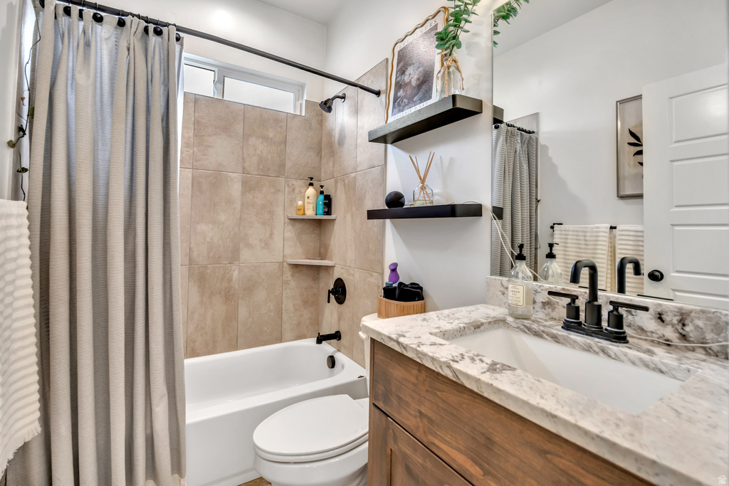 1676 E COREYS CT Lake Point, UT 84074