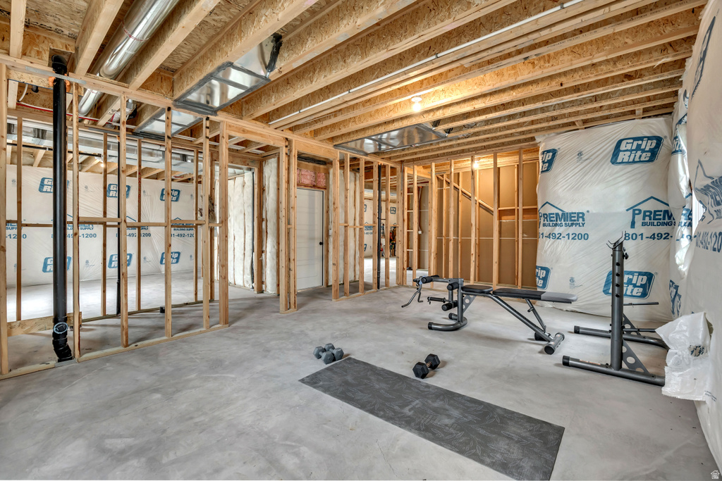 1676 E COREYS CT Lake Point, UT 84074