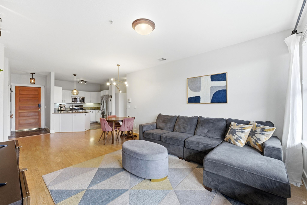 8231 MEADOWVIEW CT #K12 Snyderville, UT 84098